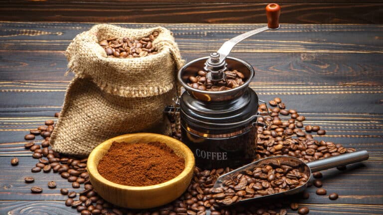 Sam káva - Cofee product photo